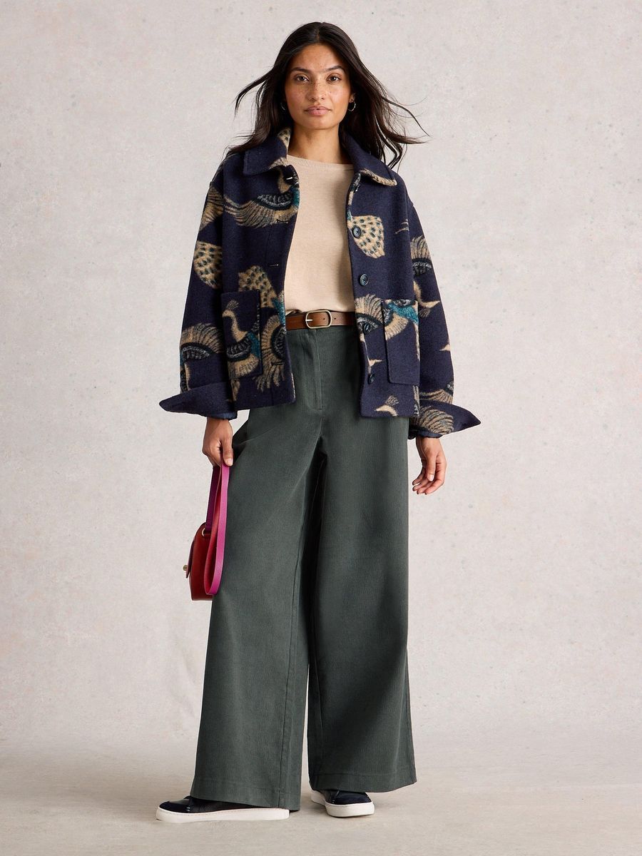 Weite Cordhose mit Bundfalten