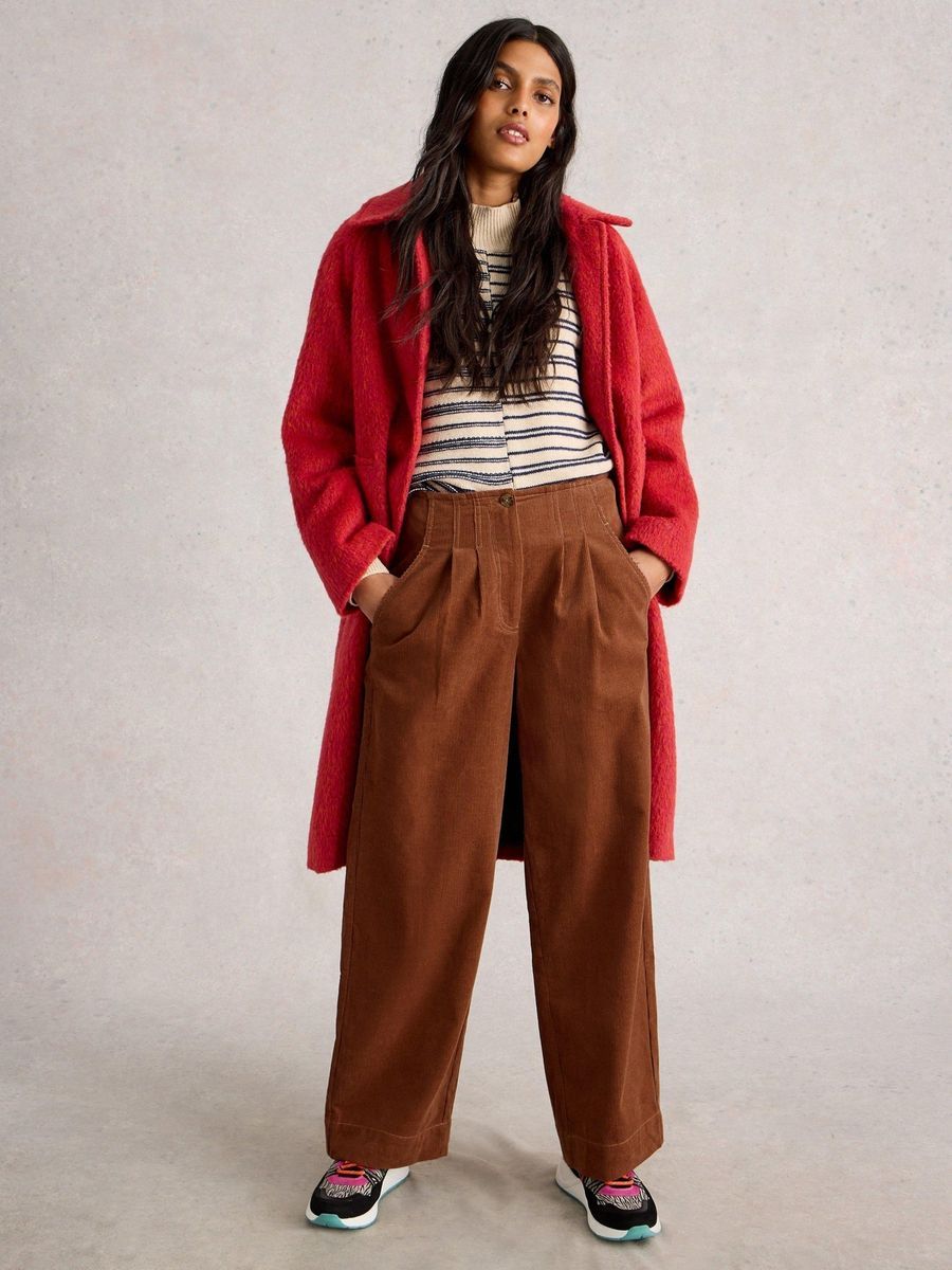 Weite Cordhose mit Bundfalten