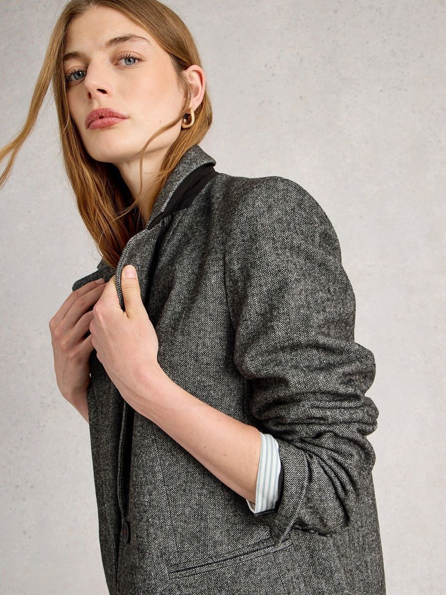 Taillierter Fischgrät-Tweed-Blazer