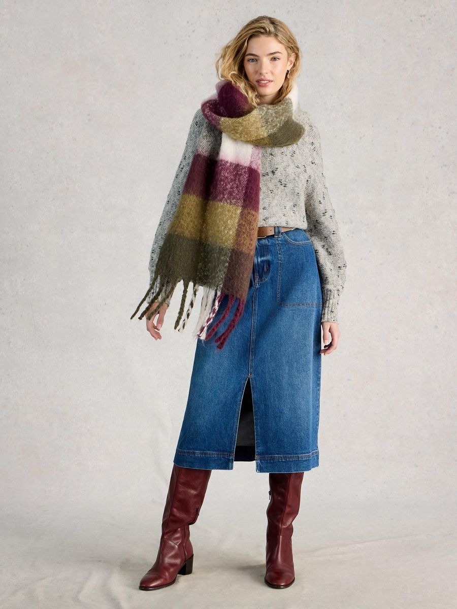 Kuscheliger Rollkragenpullover aus Noppengarn