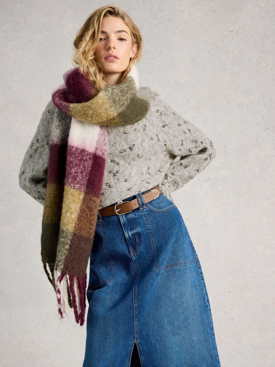 Kuscheliger Rollkragenpullover aus Noppengarn