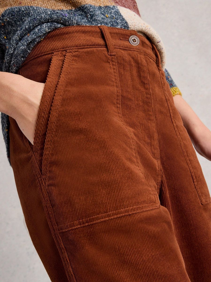 Cordhose mit geradem Bein im Utility-Stil