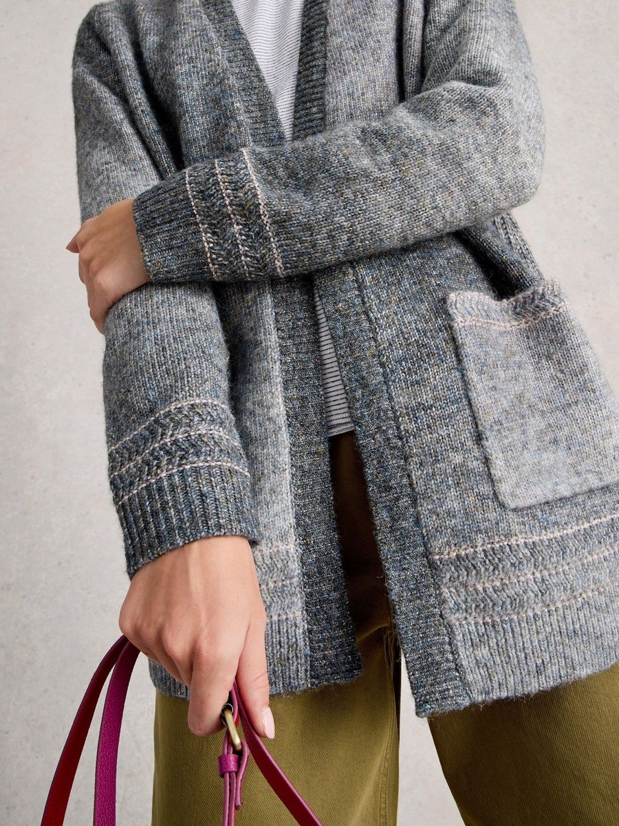Kuschelige Spacedye-Strickjacke mit Taschen