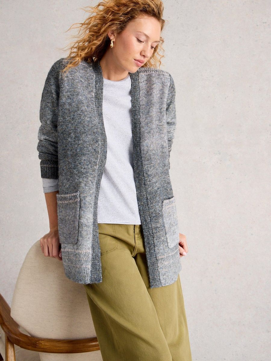 Kuschelige Spacedye-Strickjacke mit Taschen
