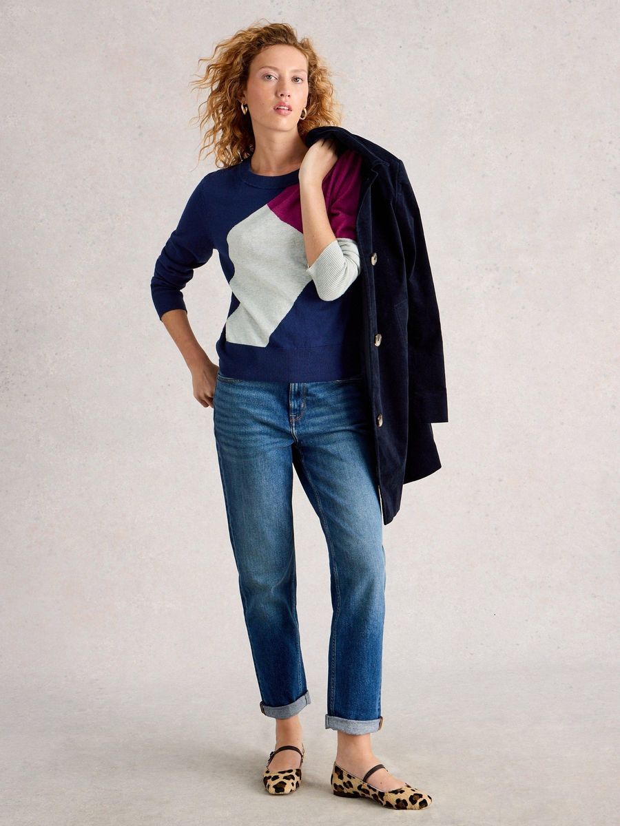 Feingestrickter Pullover mit abstraktem Muster