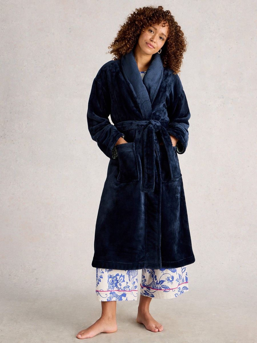 Flauschiger Bademantel aus recyceltem Polyester