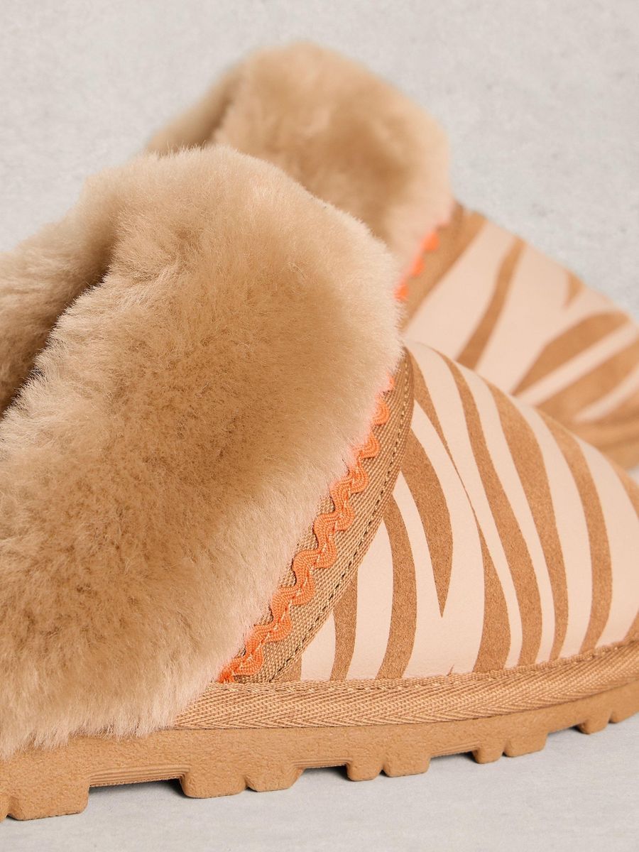 Lammwoll-Hausschuhe mit Zebra-Print
