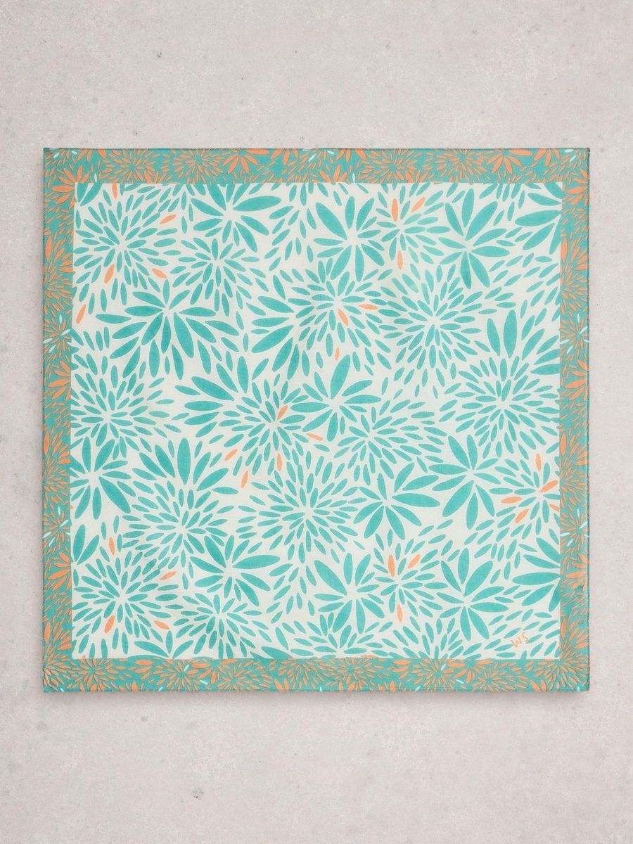Leichtes quadratisches Halstuch mit Blumenprint