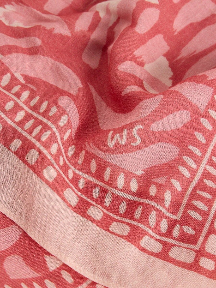 Quadratisches Halstuch mit Print