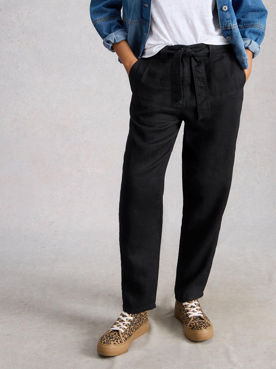 Lockere Leinenhose mit Bindegürtel