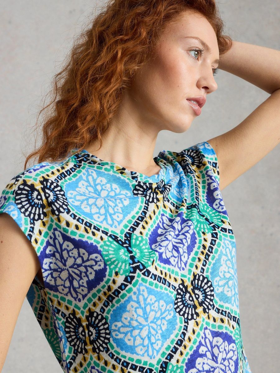 Leinen-T-Shirt mit abstraktem Blattmuster