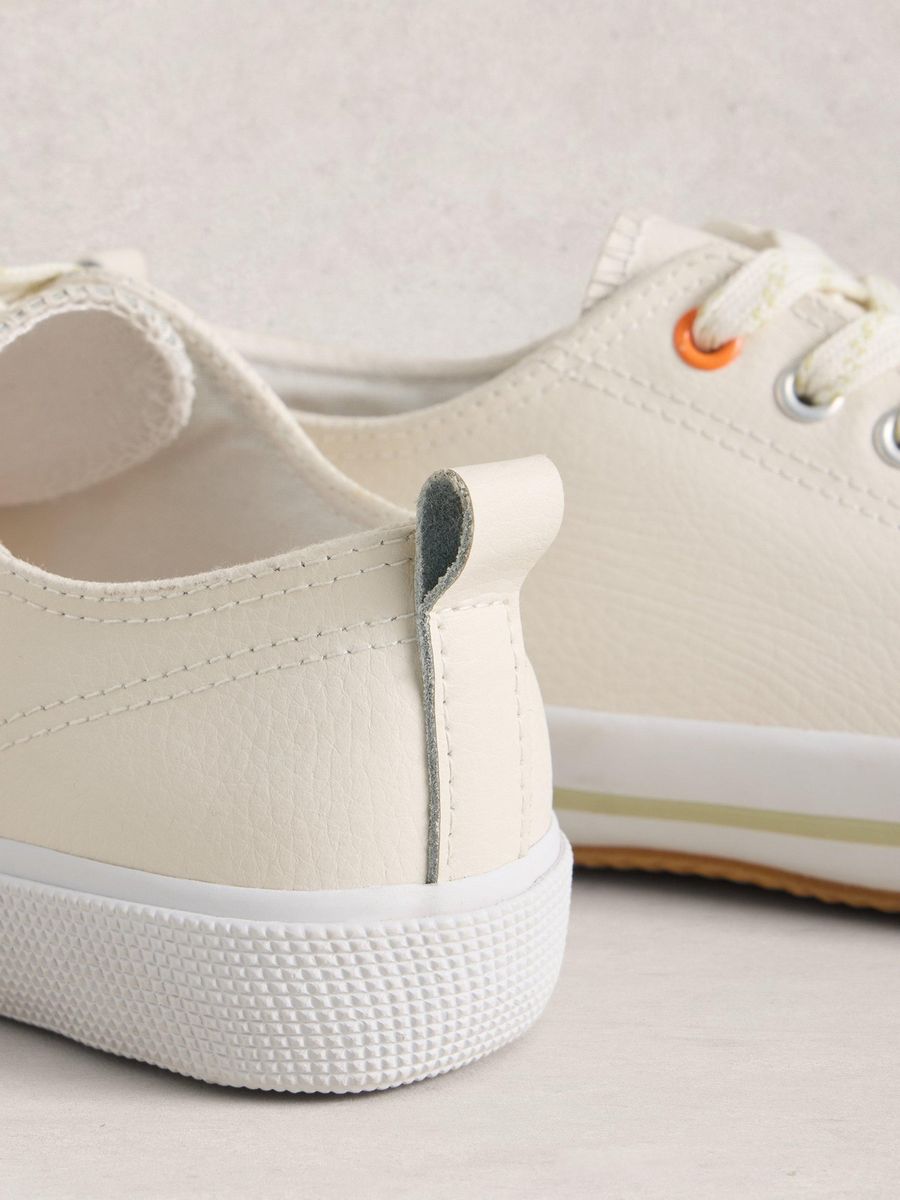 Klassische Low-Top-Sneaker aus Leder