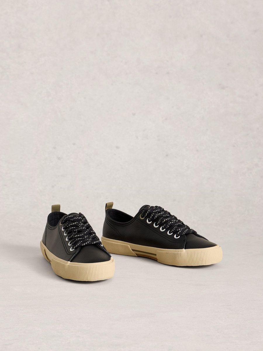 Klassische Low-Top-Sneaker aus Leder