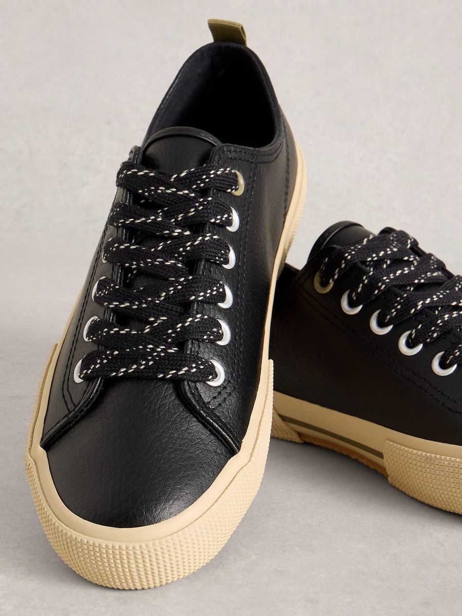Klassische Low-Top-Sneaker aus Leder