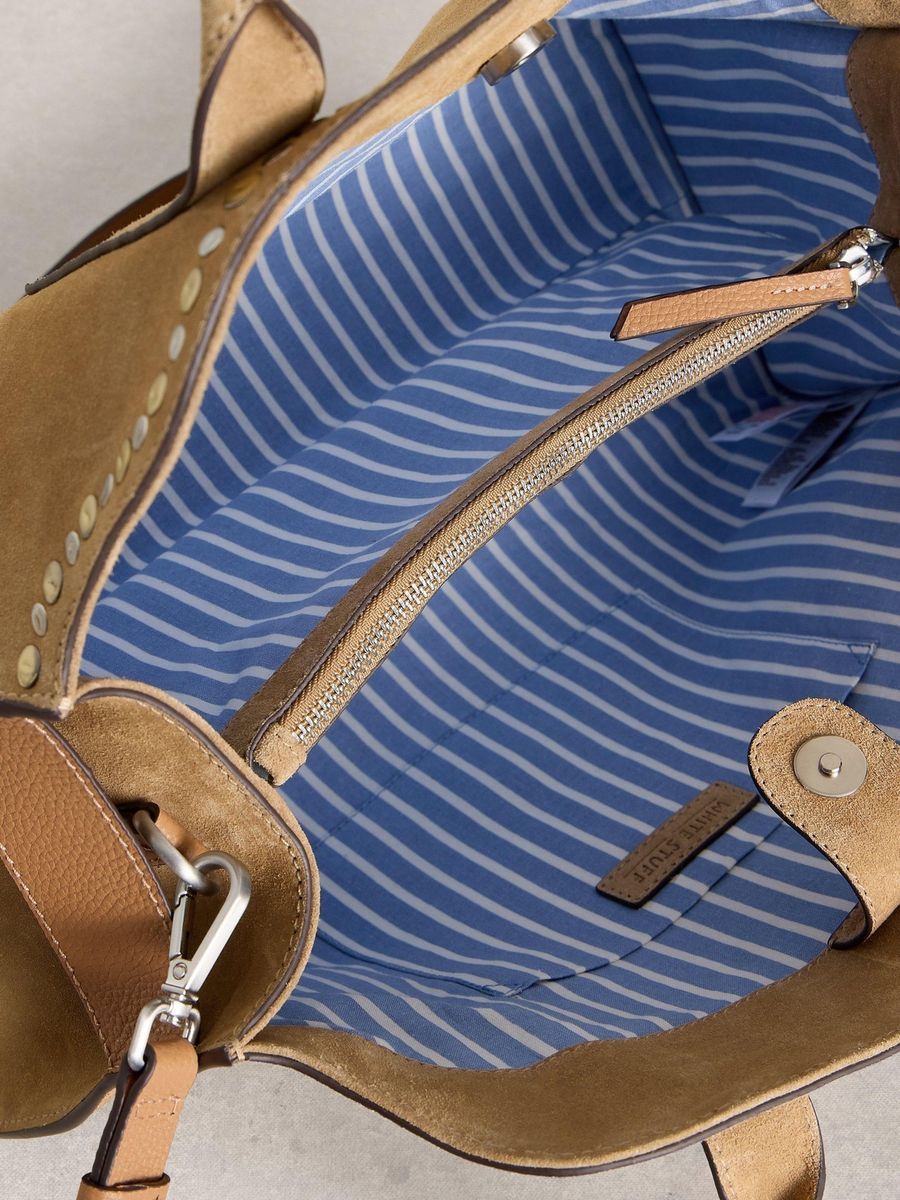 Bowlingtasche mit Nietenbesatz