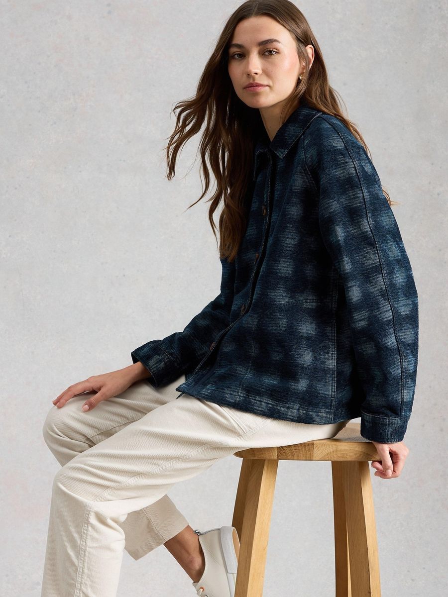 Relaxte Raglan-Jeansjacke mit Jacquard-Muster