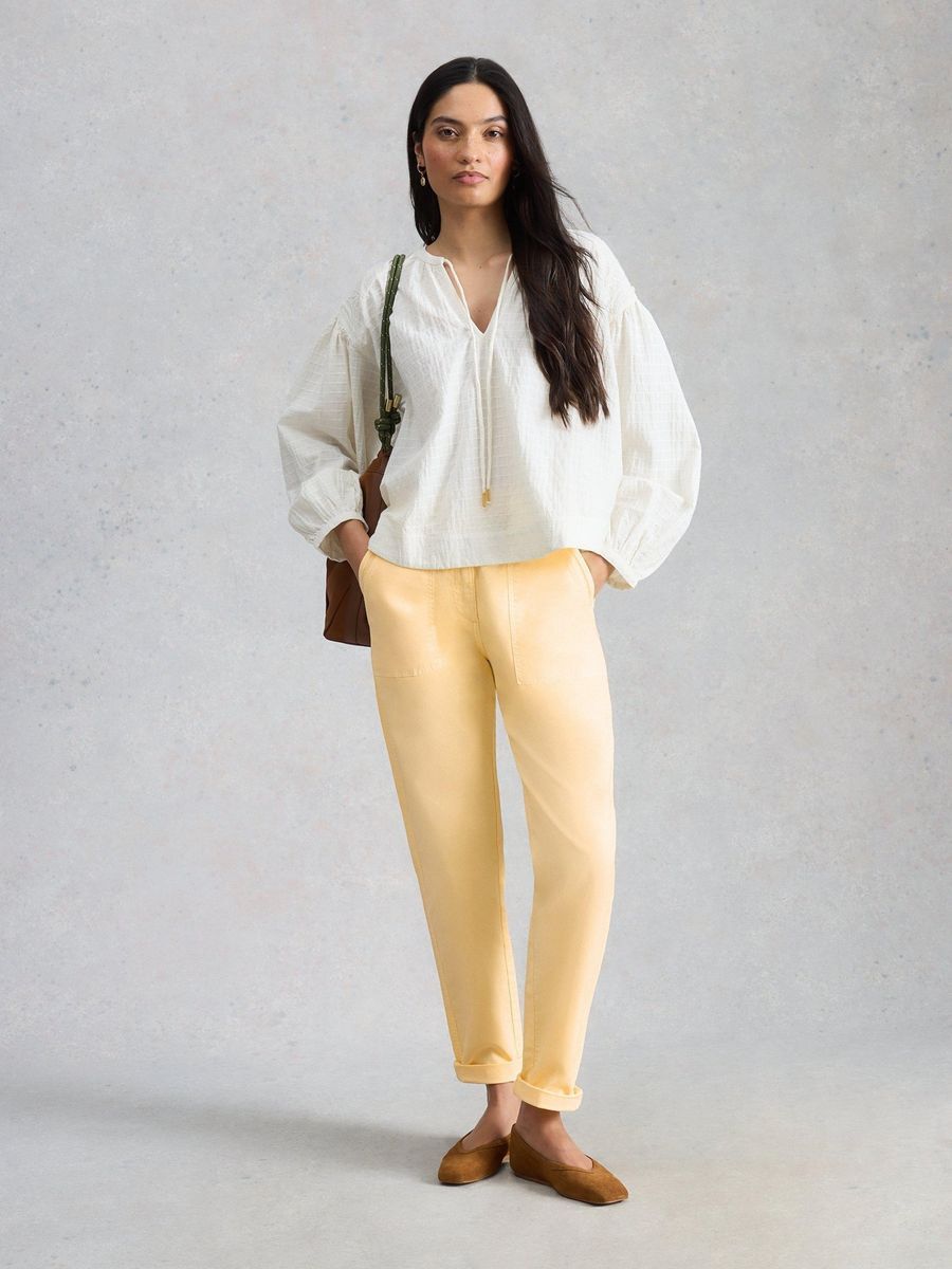 Hoch taillierte Baumwoll-Chino-Hose