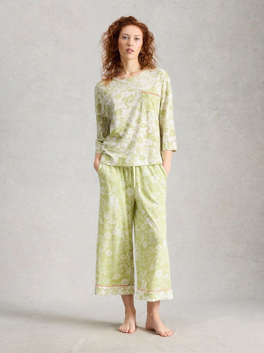 Kastiges Pyjamatop mit botanischem Print