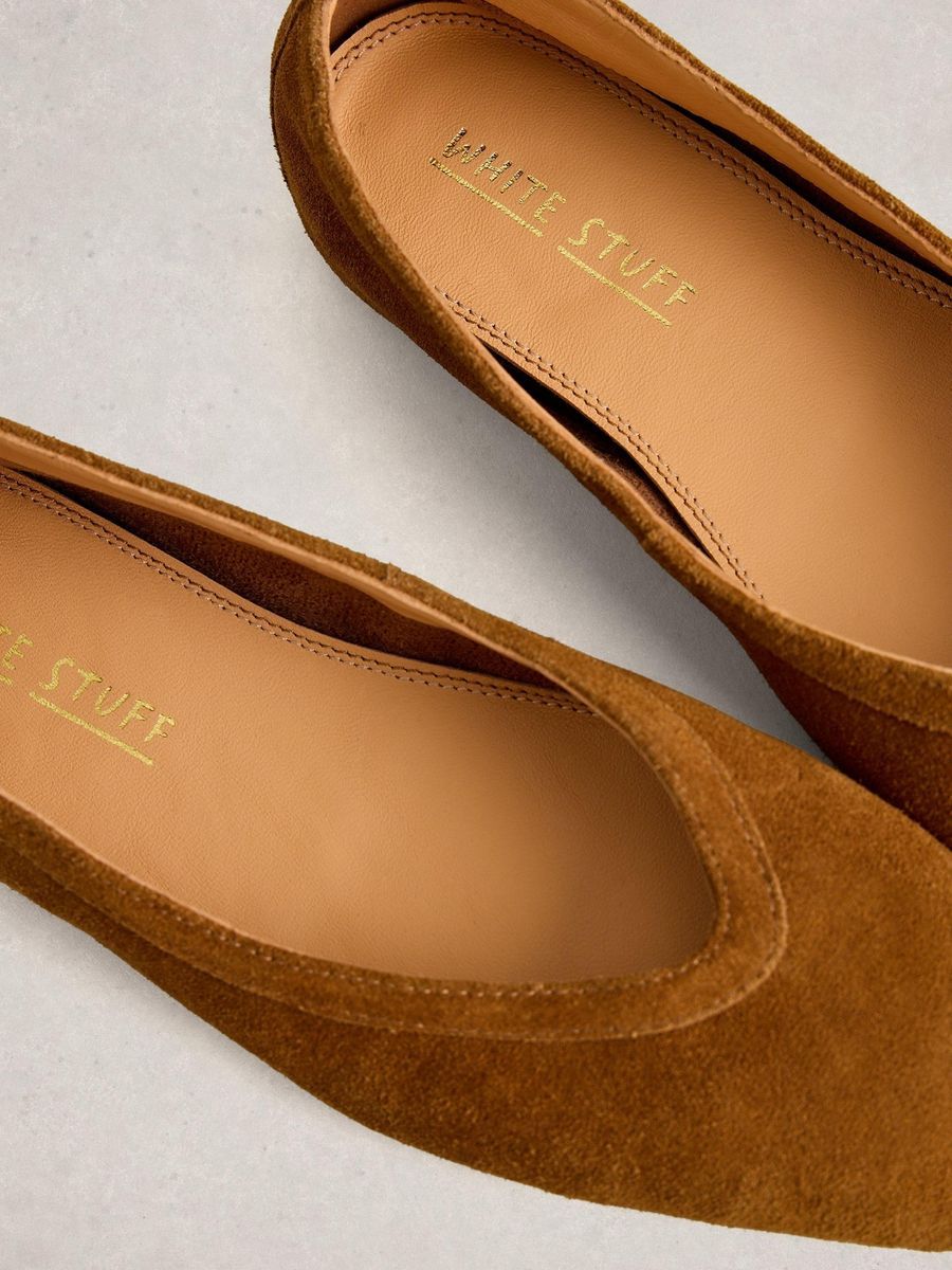 Suede-Ballerinas mit eckiger Spitze