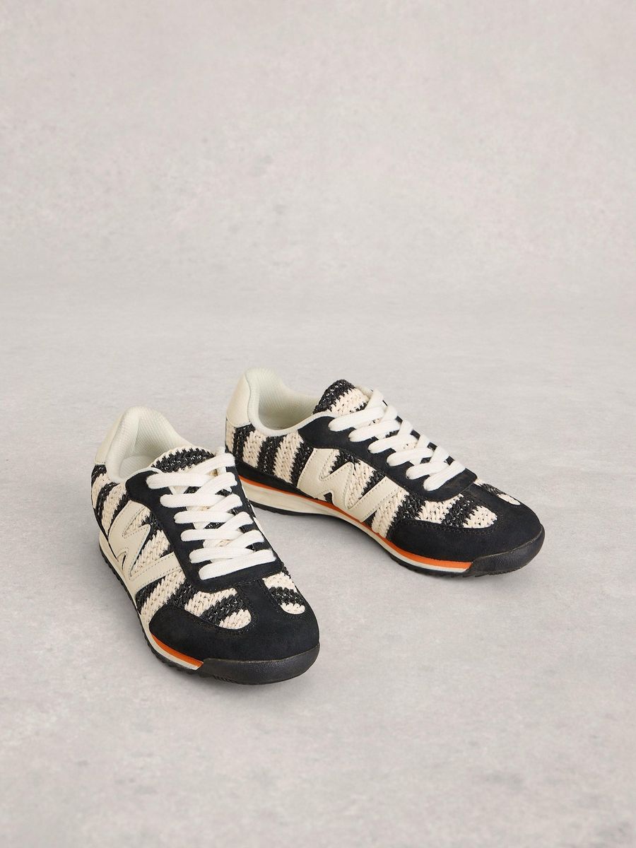 Retro-Laufschuh mit gewebtem Muster