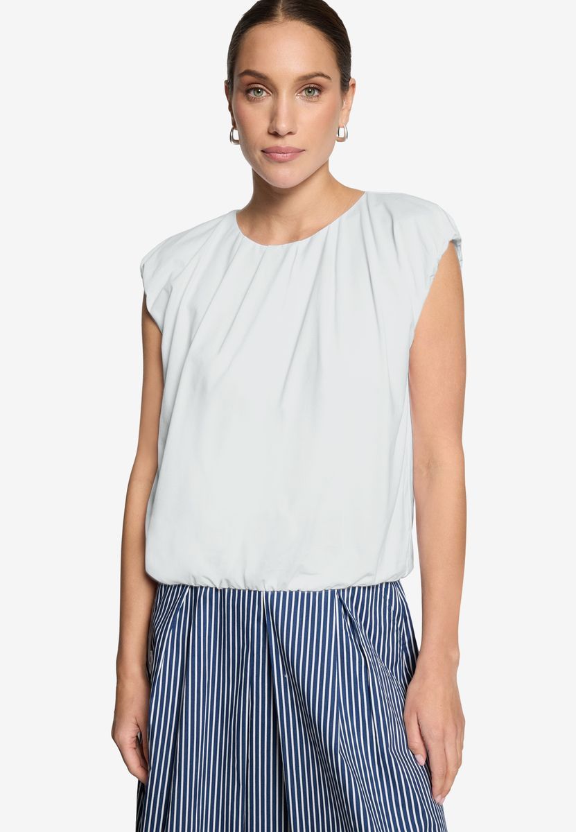 Minimalistische Kurzbluse mit Raffungen