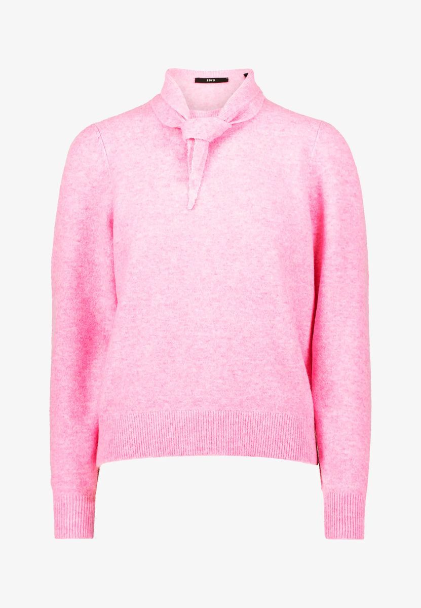 Pullover mit integriertem Strickhalstuch