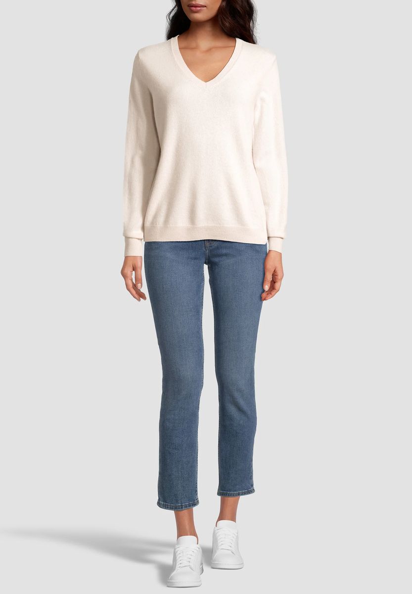 Weicher Kaschmirpullover mit V-Ausschnitt