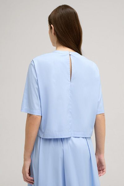 Kastiges Blusenshirt mit Tasche