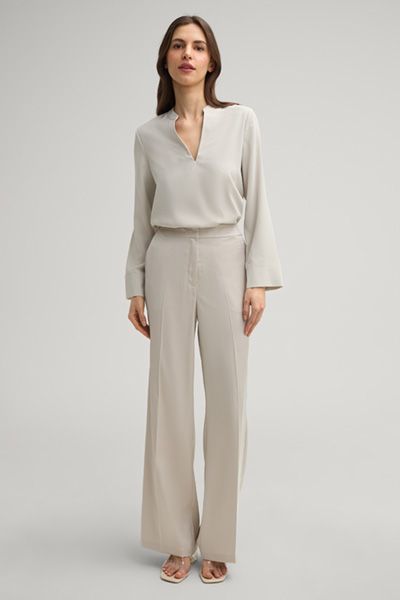 Elegante Satinhose mit weitem Bein