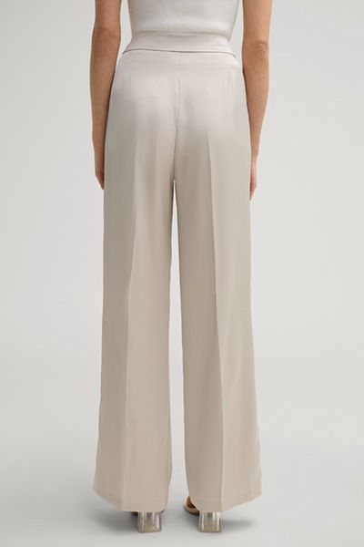 Elegante Satinhose mit weitem Bein