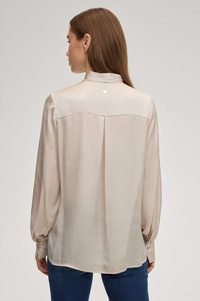Elegante Satinbluse mit Schluppe