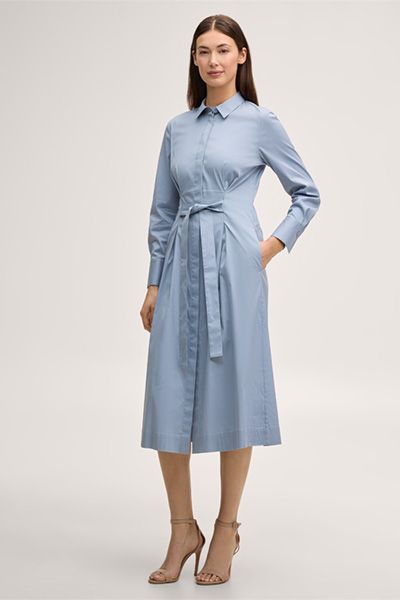 Gürtel-Hemdblusenkleid in Midi-Länge