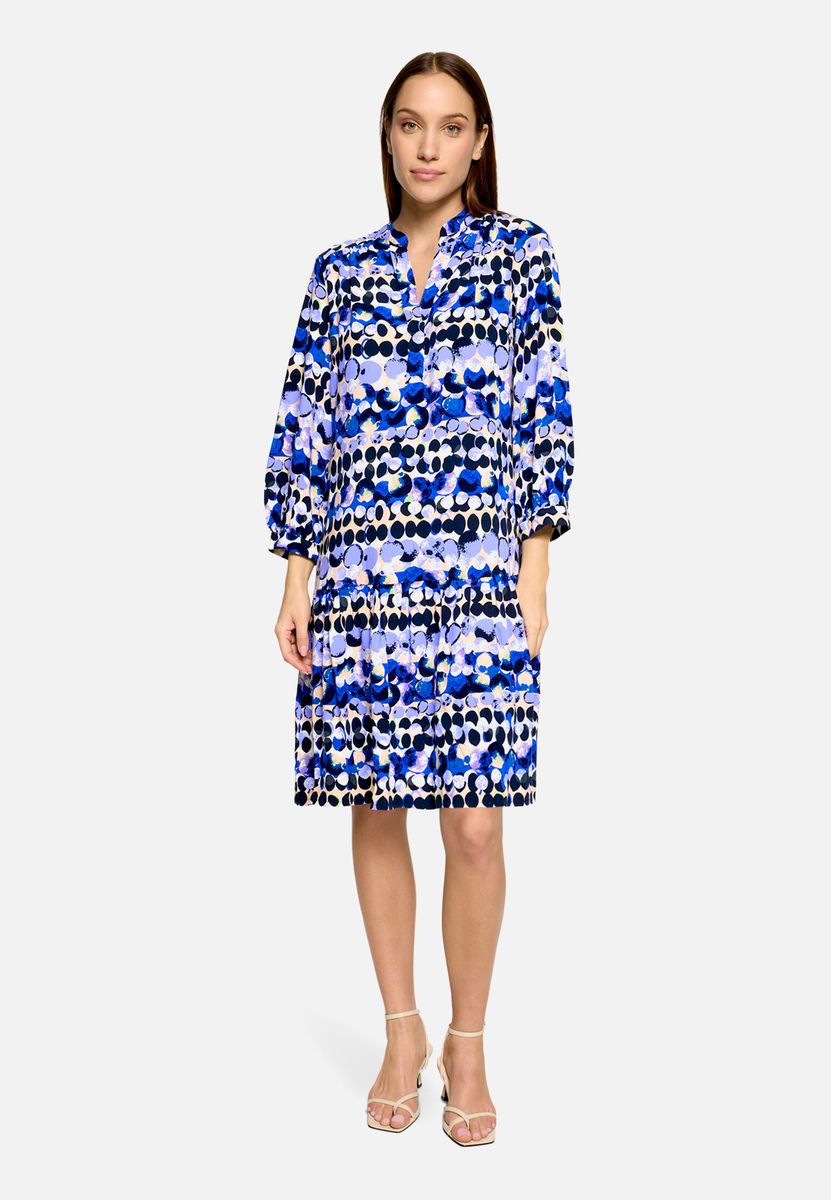 Luftiges Stufen-Midikleid mit abstraktem Print