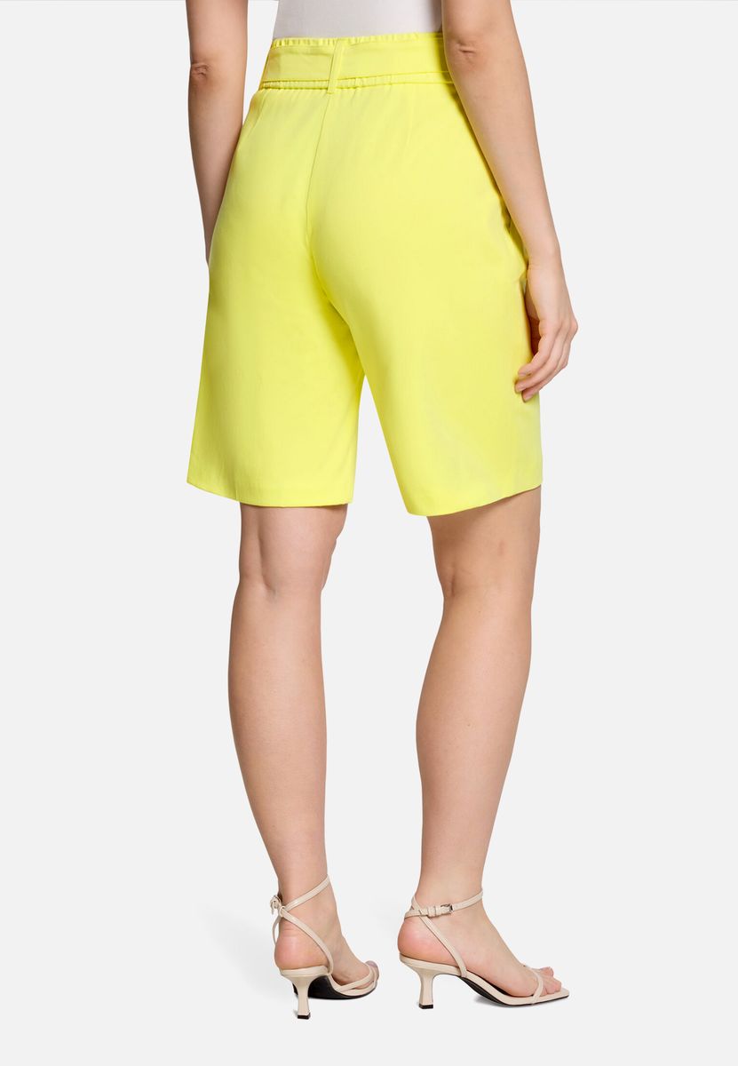 High-Waist-Shorts mit Bundfalten