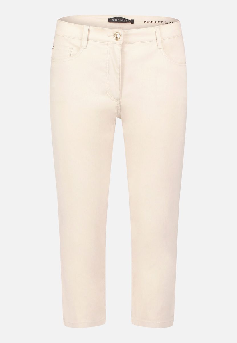 Schmale verkürzte Sommerhose