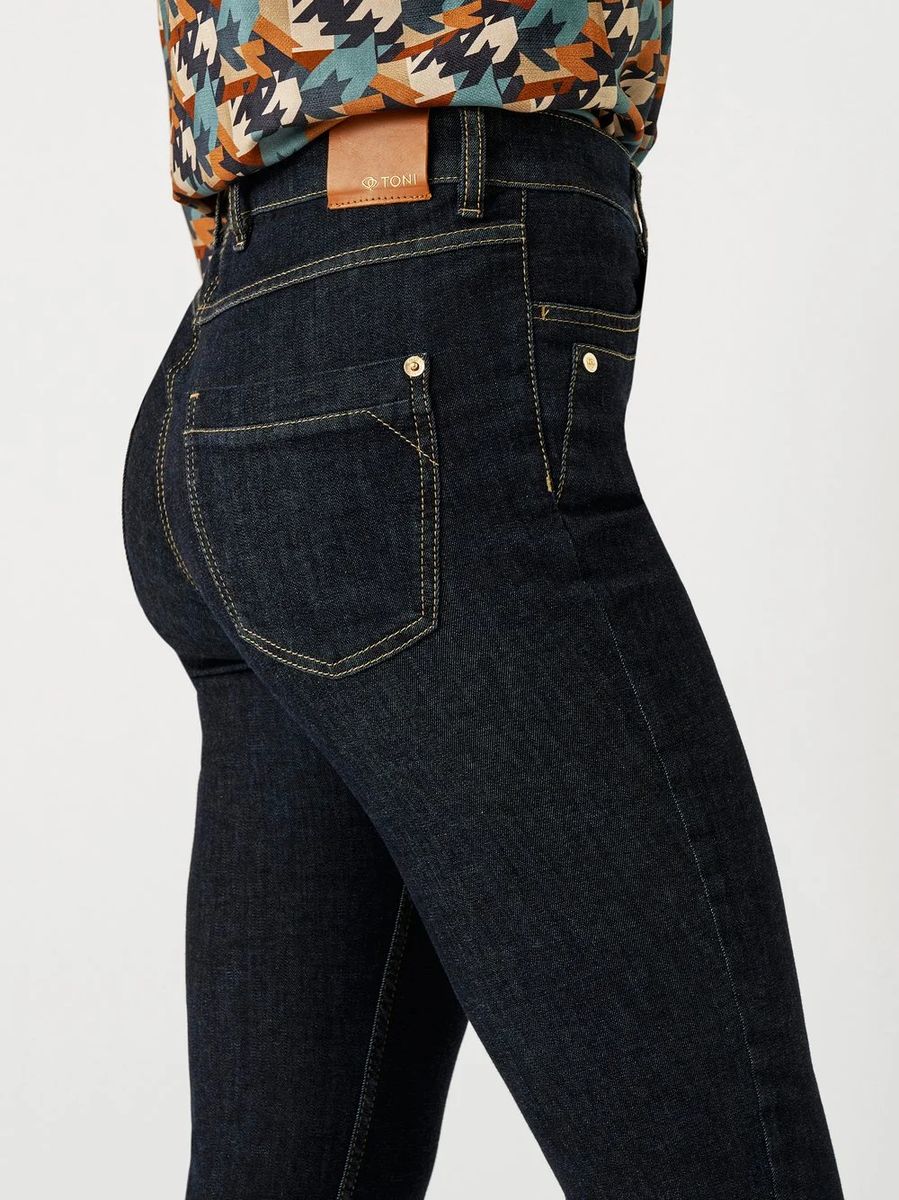Klassische High-Waist Slim Jeans