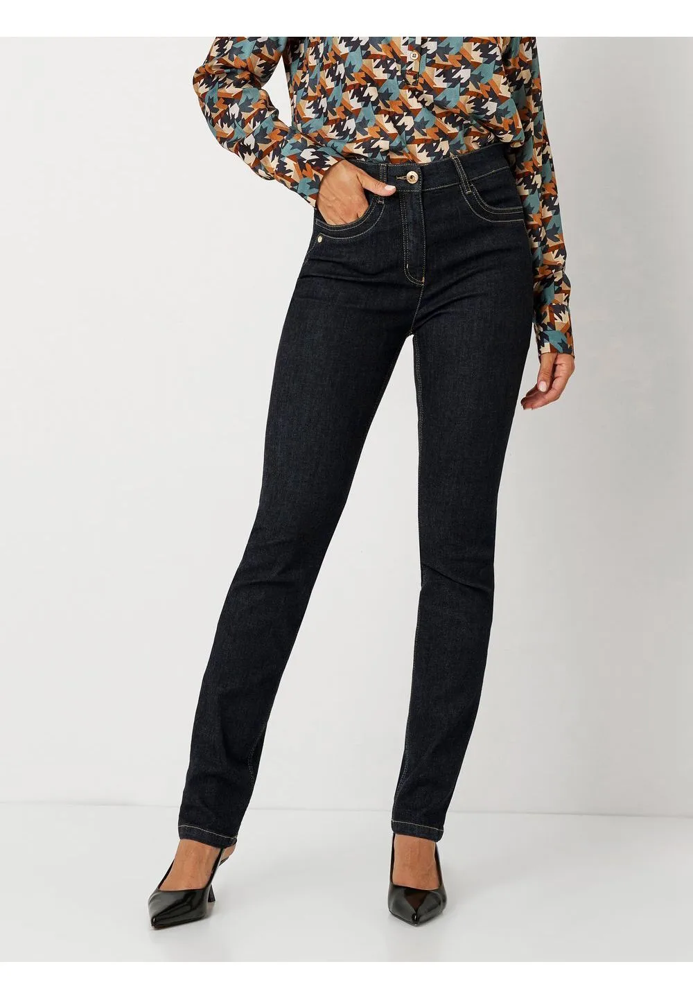 Klassische High-Waist Slim Jeans