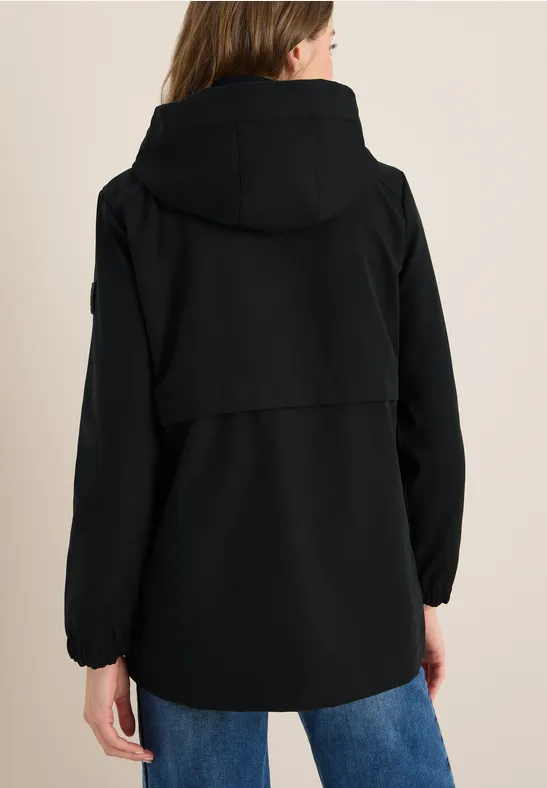 Kurze Trenchjacke mit sportlicher Kapuze