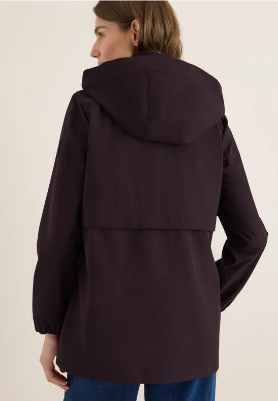 Sportliche Kapuzen-Utility-Jacke
