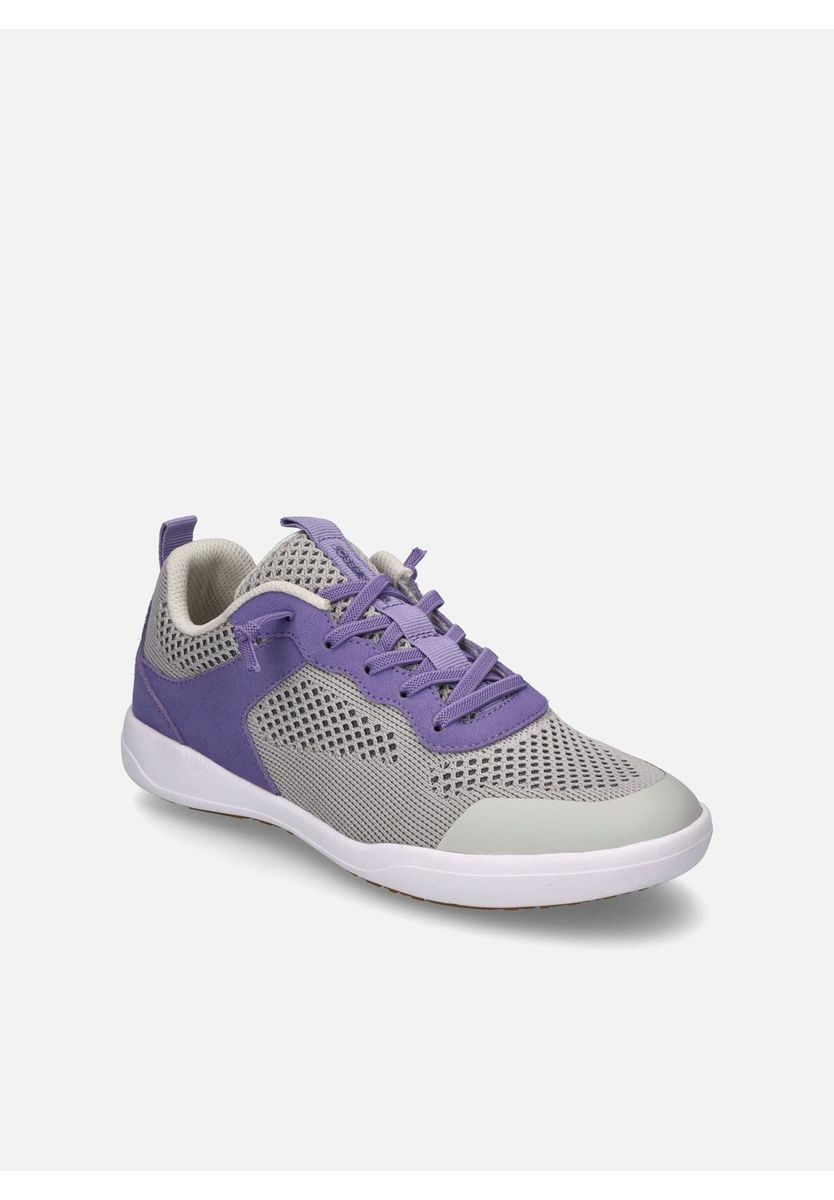 Sportliche Mesh- und Wildledersneaker
