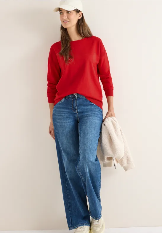 Feinstrickpullover mit U-Boot-Ausschnitt