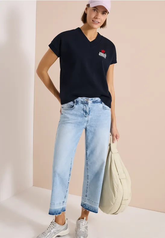 Kurzarm-Sweatshirt mit V-Ausschnitt und Print