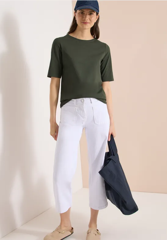 Kurzarmshirt mit U-Boot-Ausschnitt