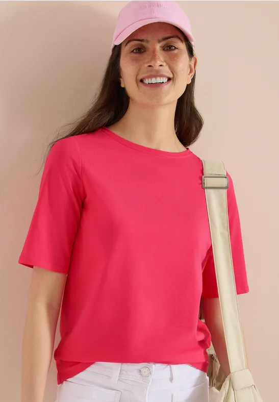 Weiches T-Shirt mit U-Boot-Ausschnitt