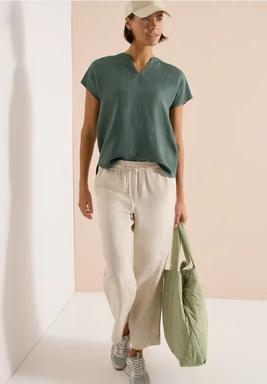 Lässige Leinenmix-Bluse mit Schlitz-Ausschnitt