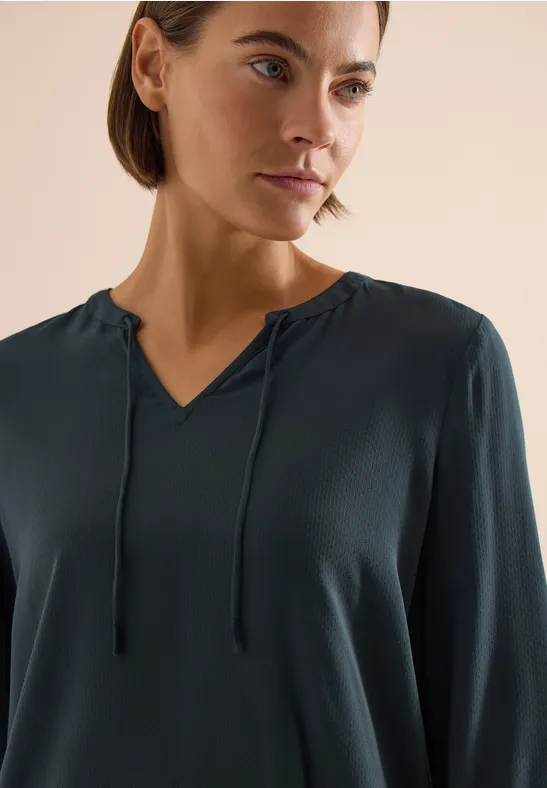Strukturierte Bluse mit Bindebändern