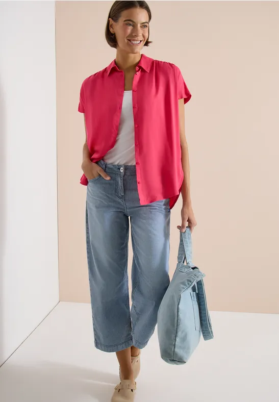 Locker geschnittene Kurzarm-Bluse