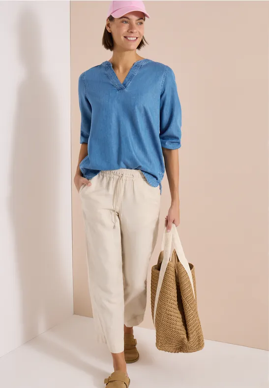 Legere Tunika mit Split-Neck