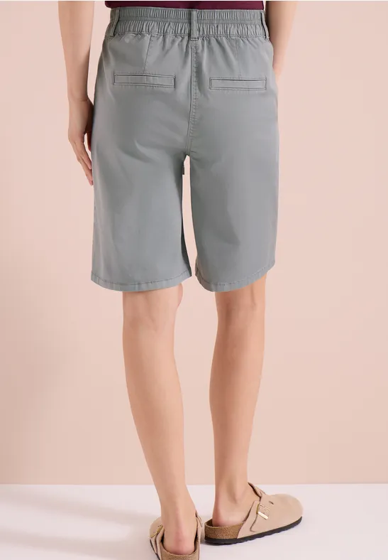 Lässige Kordelzug-Shorts mit geradem Bein