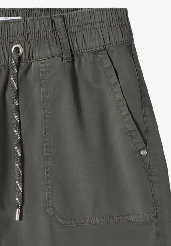 Lässige Twill-Shorts mit geradem Bein